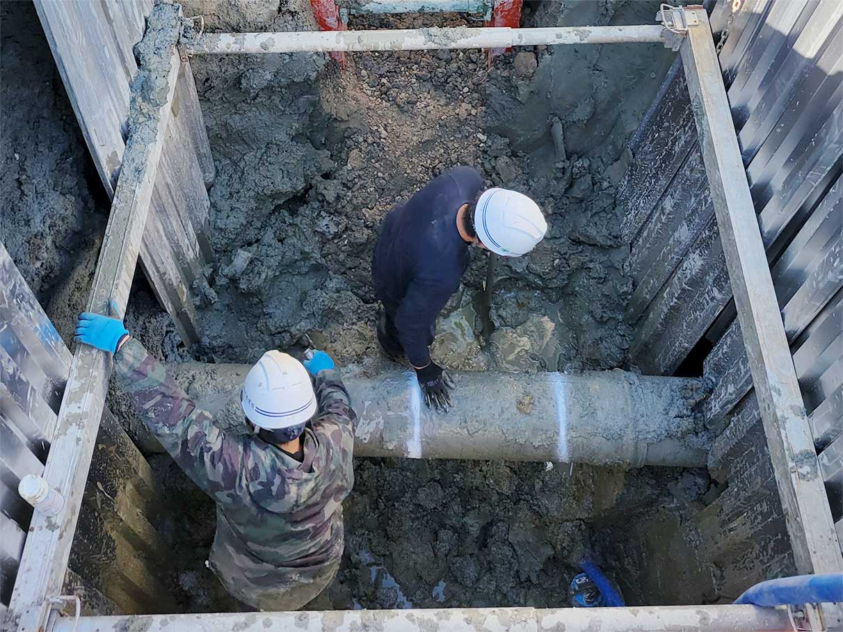 下水道工事(公共下水道本管工事）