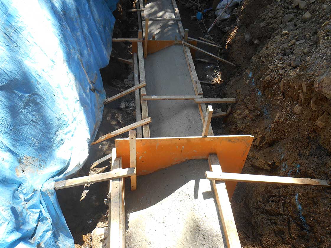 基礎コンクリート打設完了